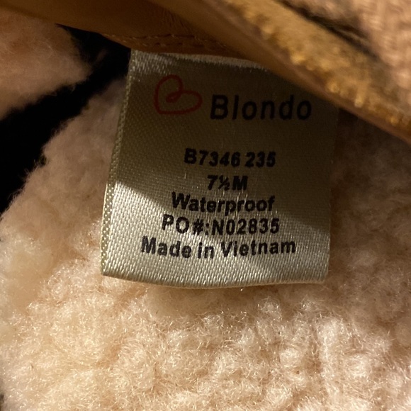 Blondo Waterproof Boots - Picture 5 of 6